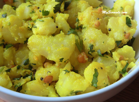 Potato podimas | Aloo curry