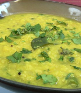 Moong dal varan